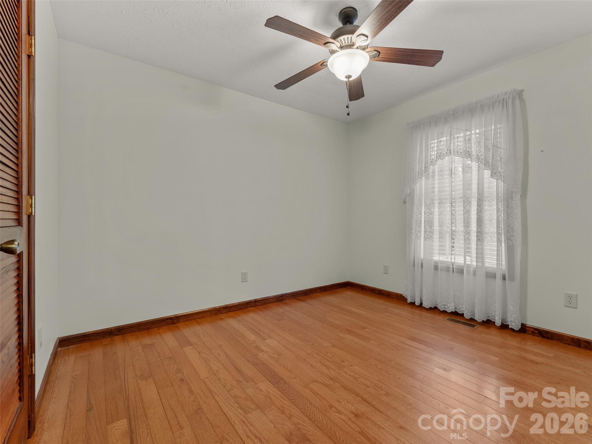 476 Jackson Loop Road — Flat Rock