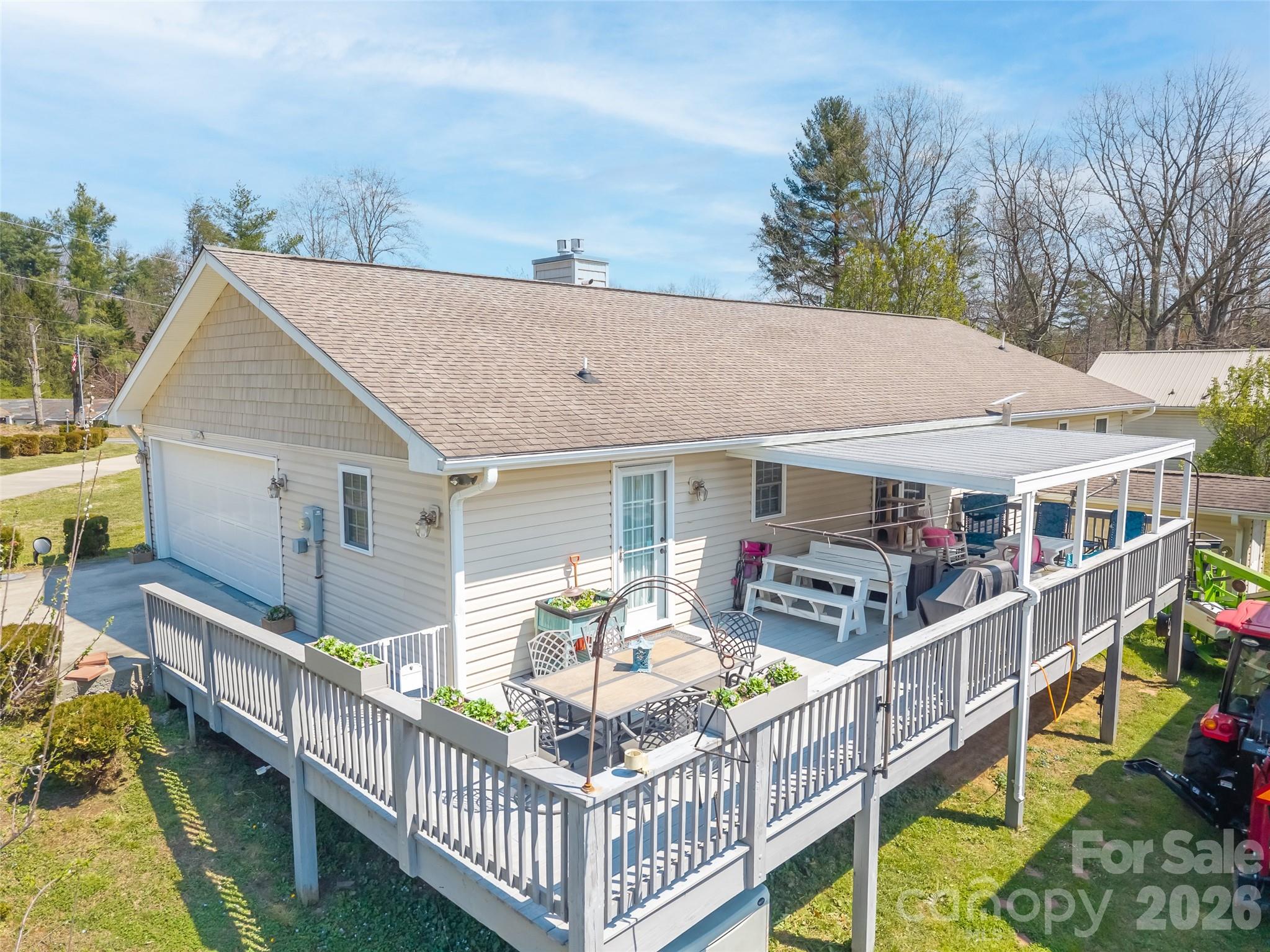 476 Jackson Loop Road — Flat Rock