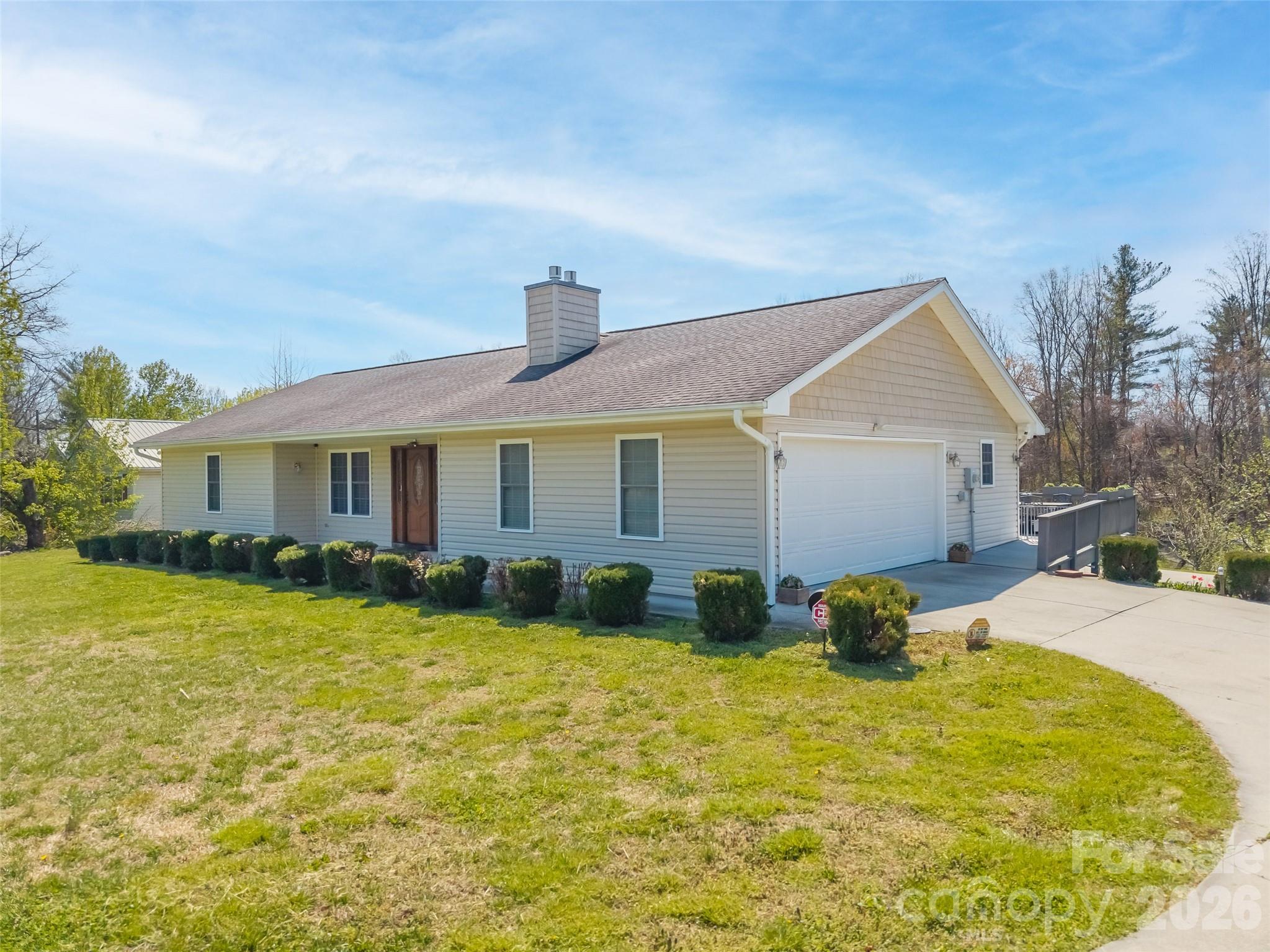 476 Jackson Loop Road — Flat Rock