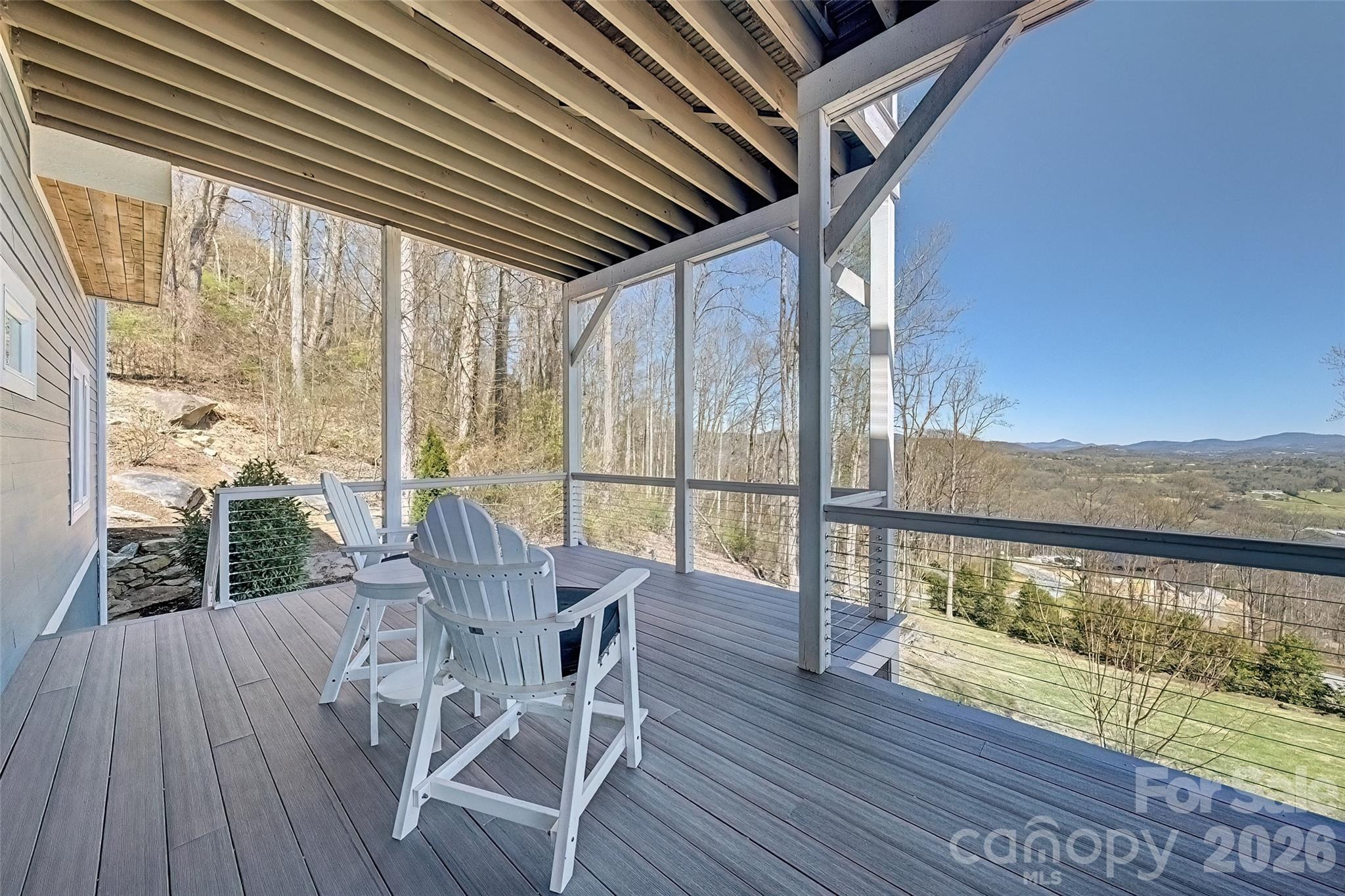 98 Rock Cliff Way — Hendersonville