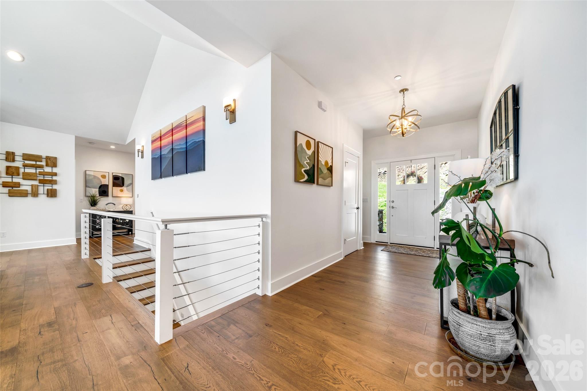 98 Rock Cliff Way — Hendersonville