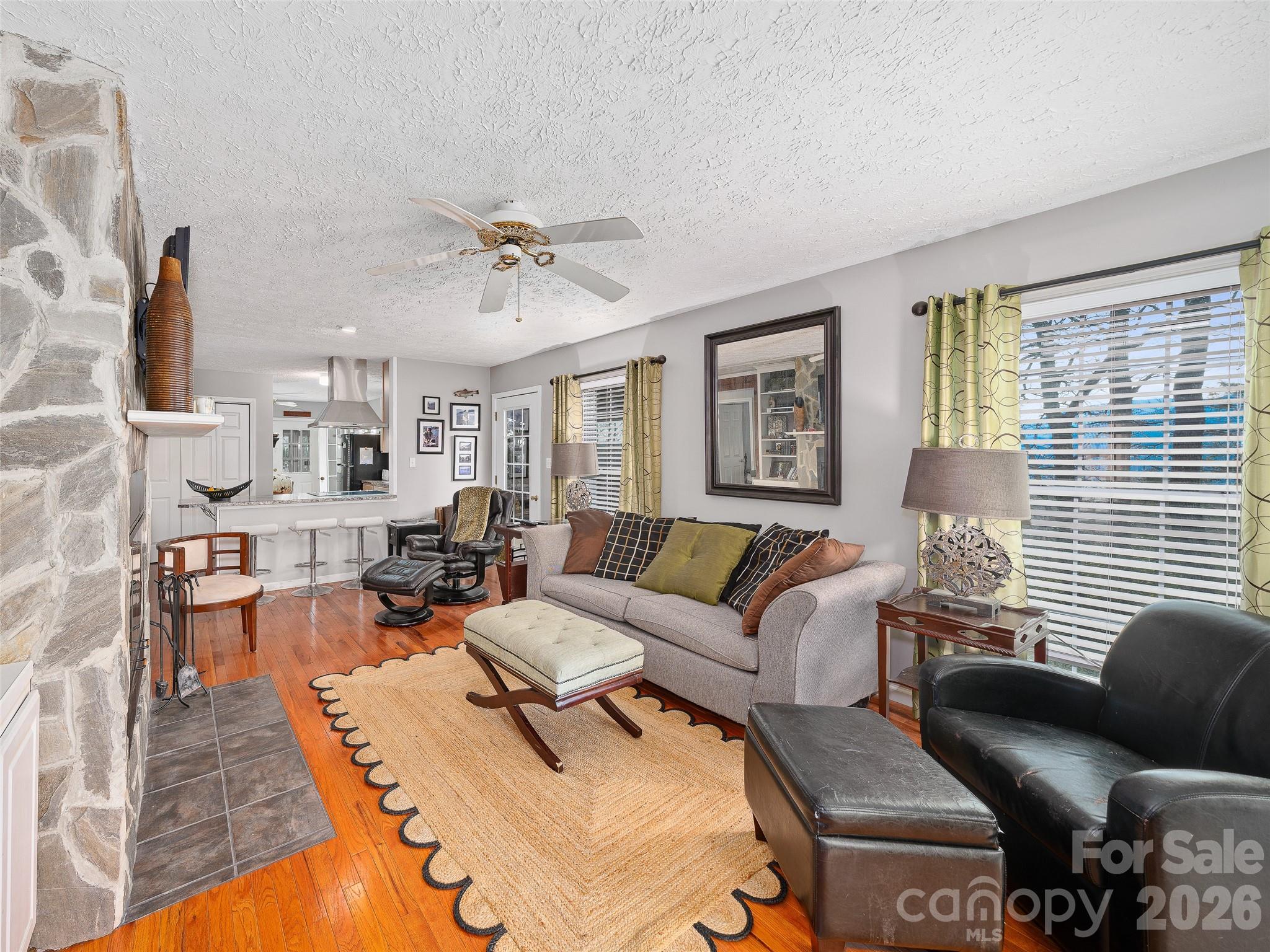 120 Wintergreen Patch Lane — Burnsville