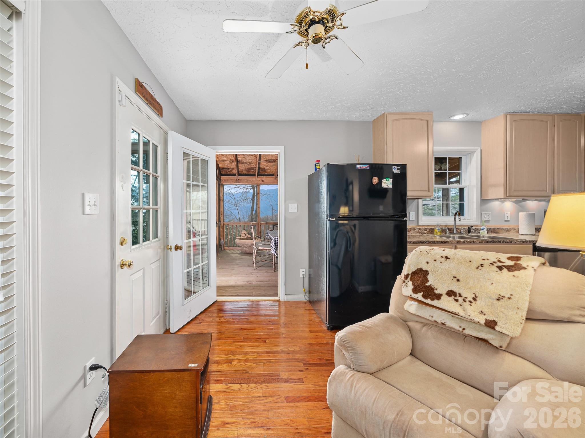120 Wintergreen Patch Lane — Burnsville