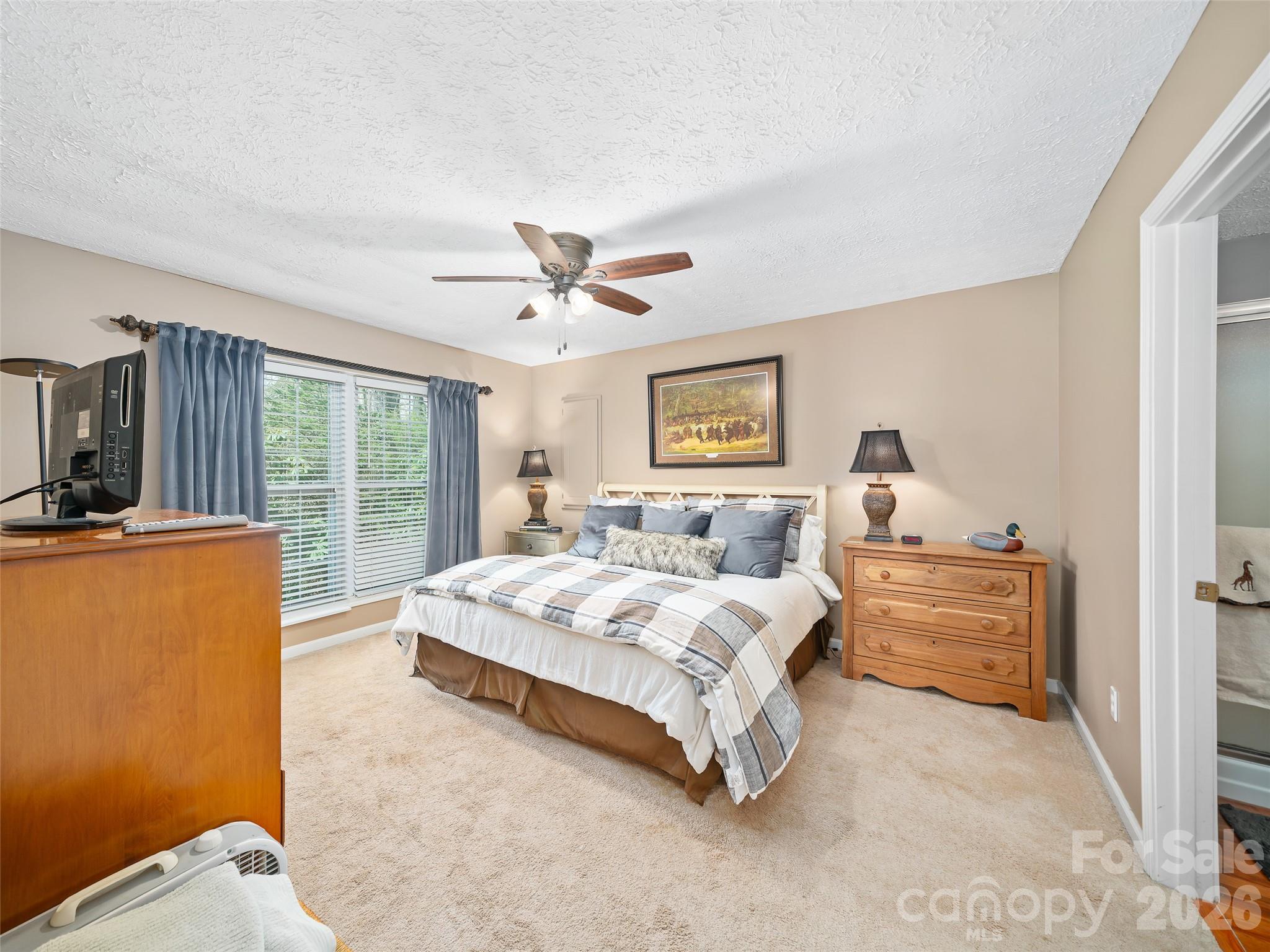 120 Wintergreen Patch Lane — Burnsville