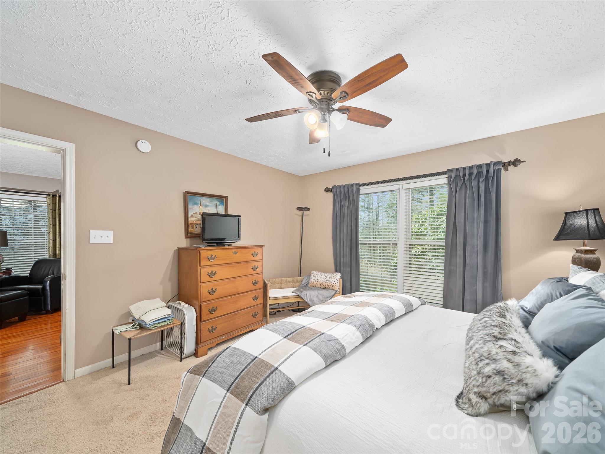 120 Wintergreen Patch Lane — Burnsville