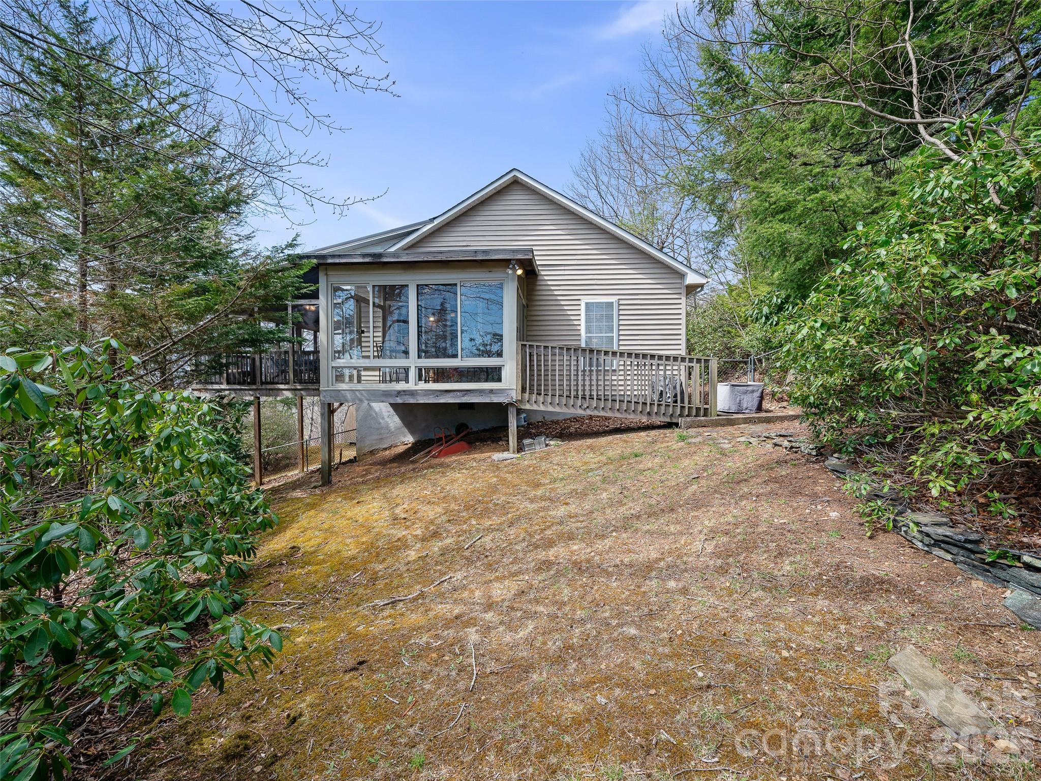 120 Wintergreen Patch Lane — Burnsville