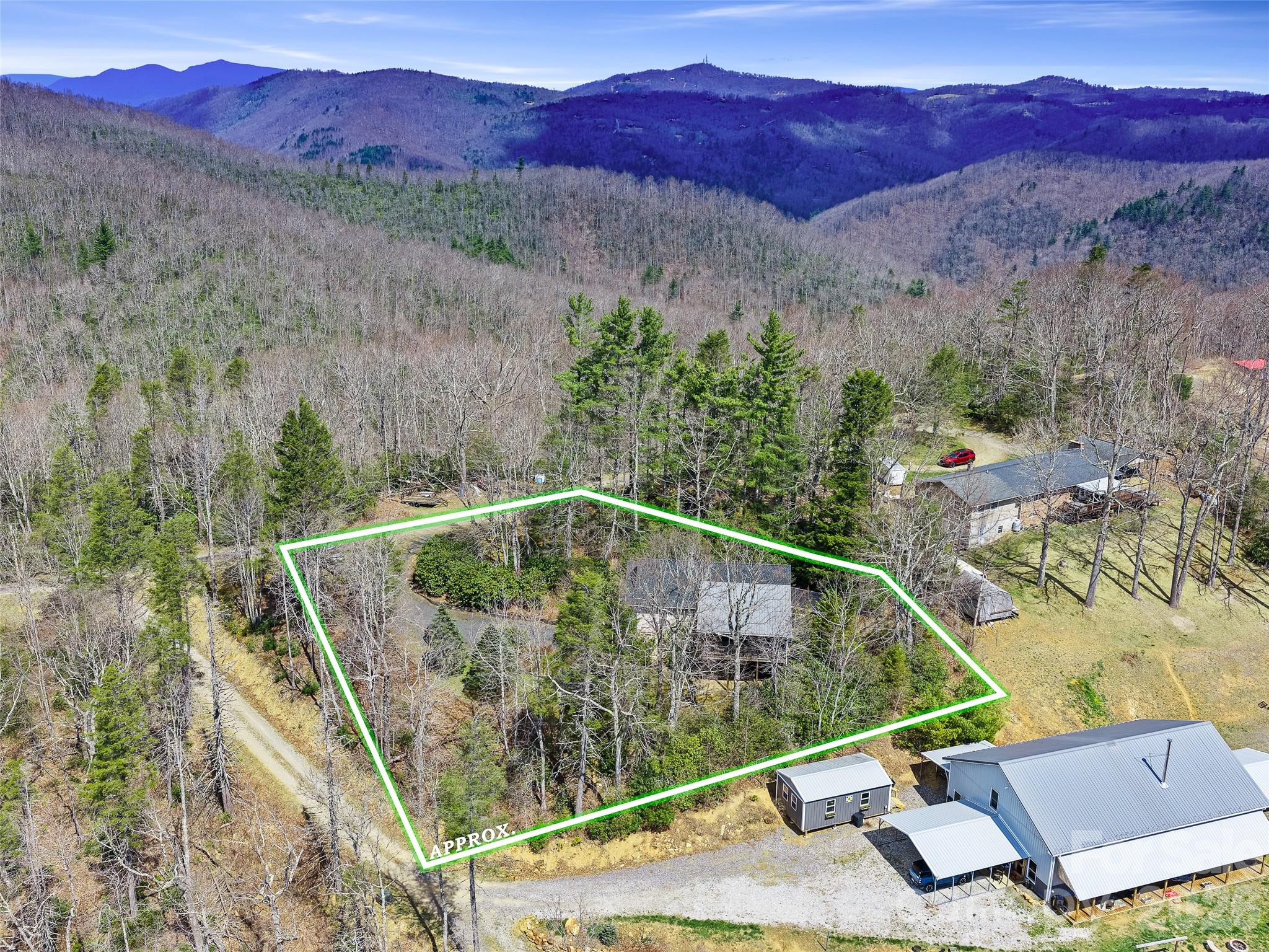 120 Wintergreen Patch Lane — Burnsville