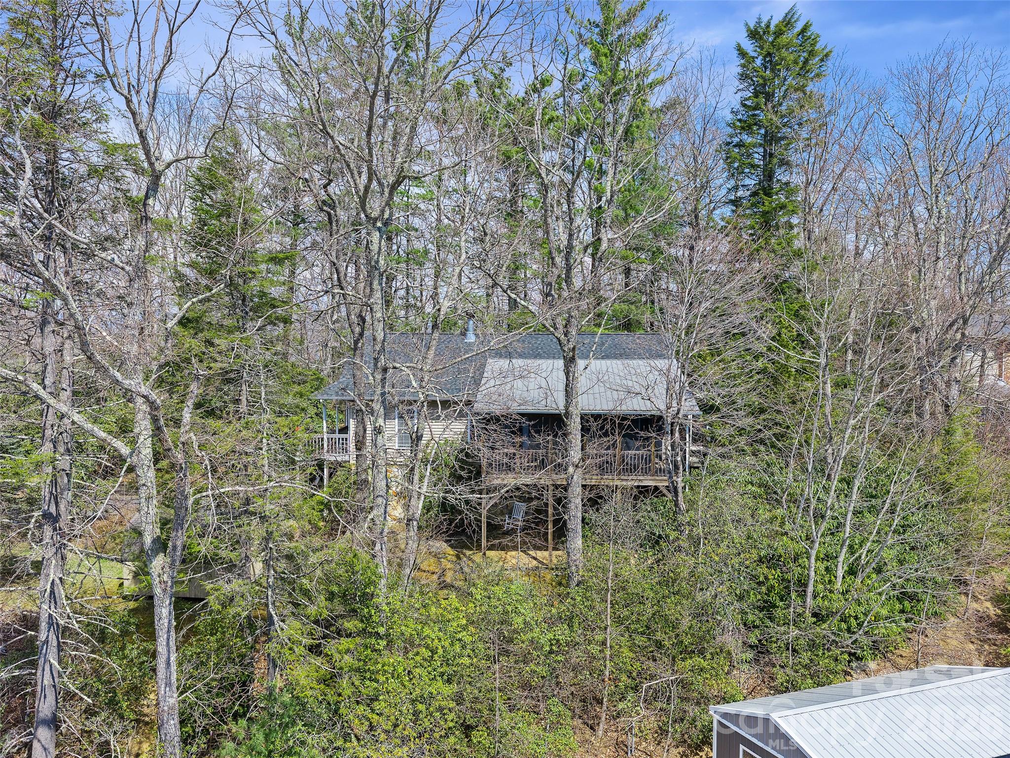 120 Wintergreen Patch Lane — Burnsville