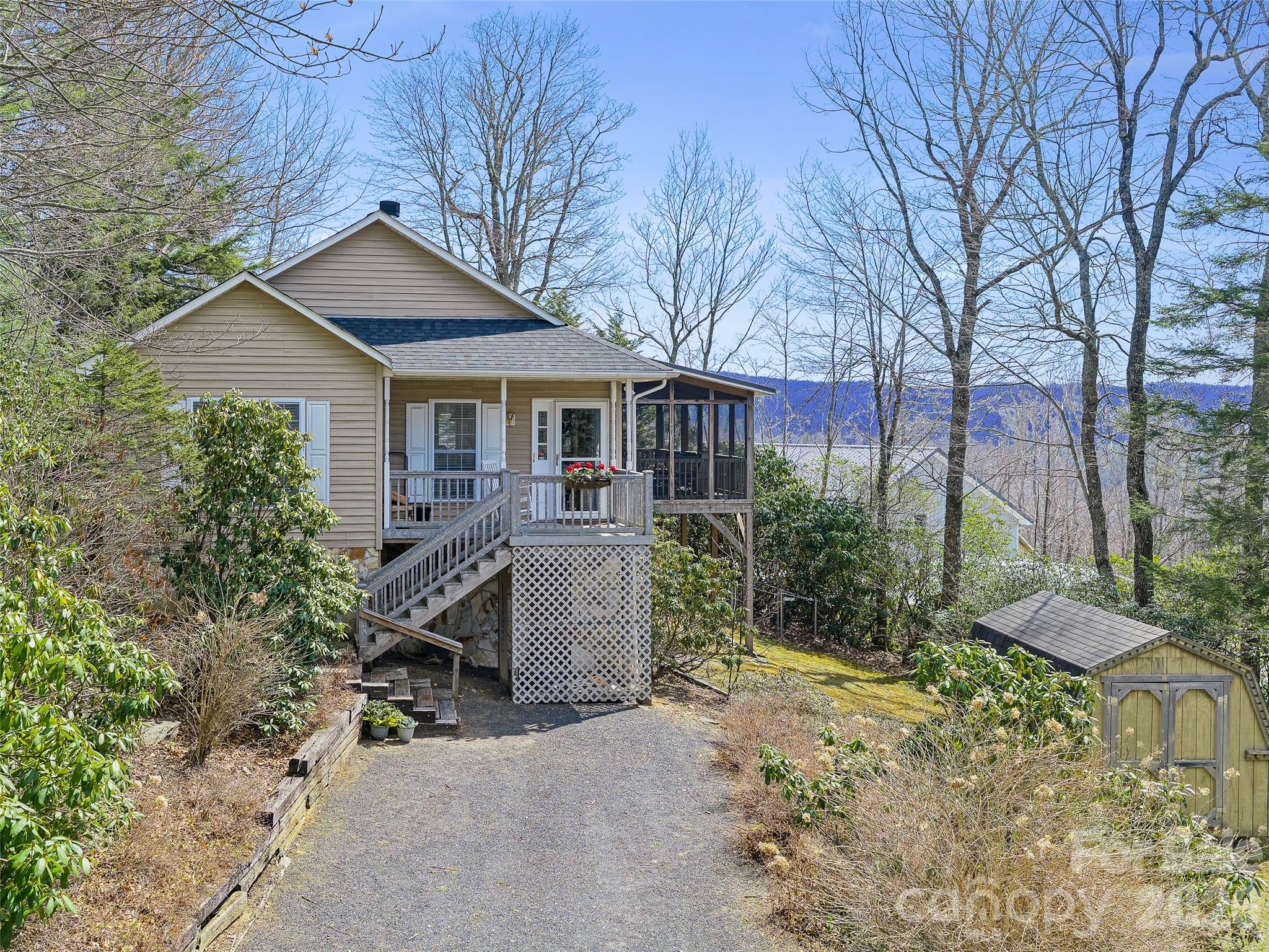 120 Wintergreen Patch Lane — Burnsville