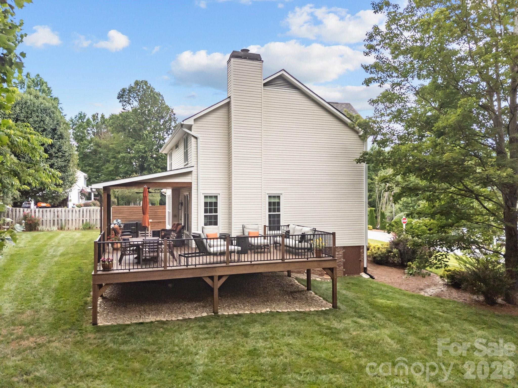 200 Windsor Forest Circle — Fletcher