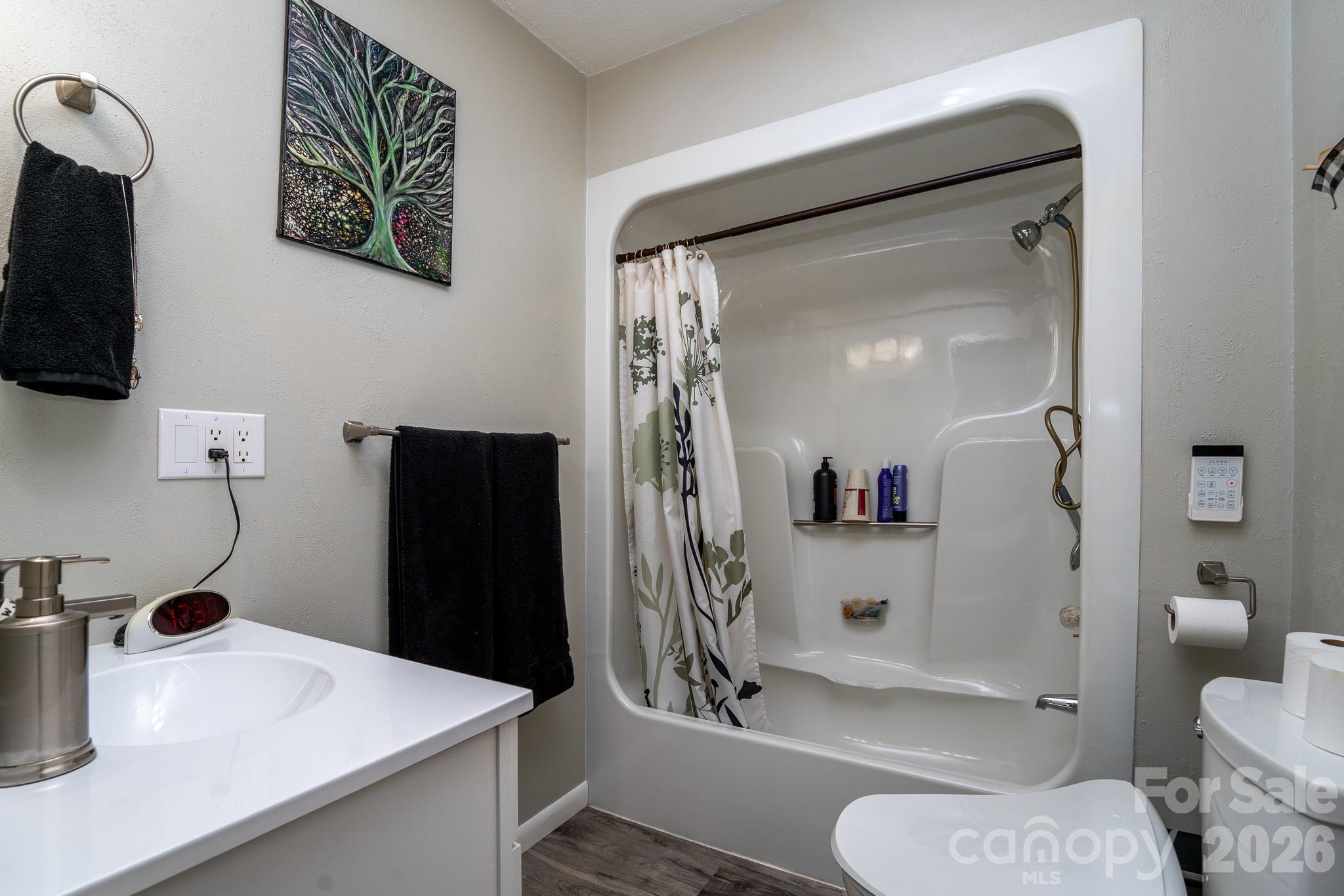 2456 Hendersonville Highway — Pisgah Forest