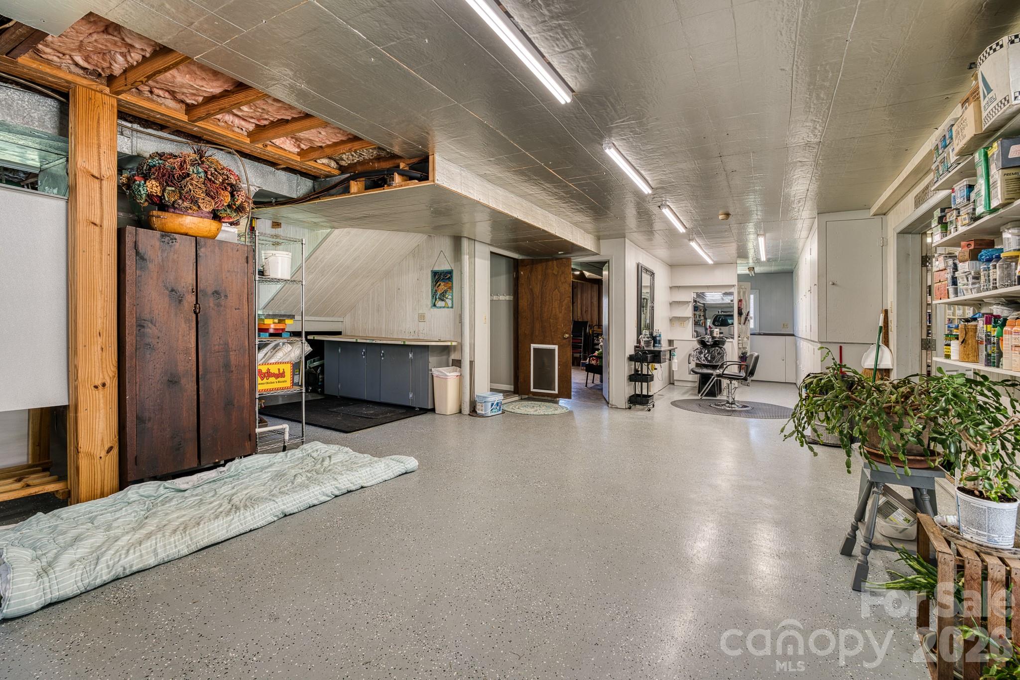2456 Hendersonville Highway — Pisgah Forest