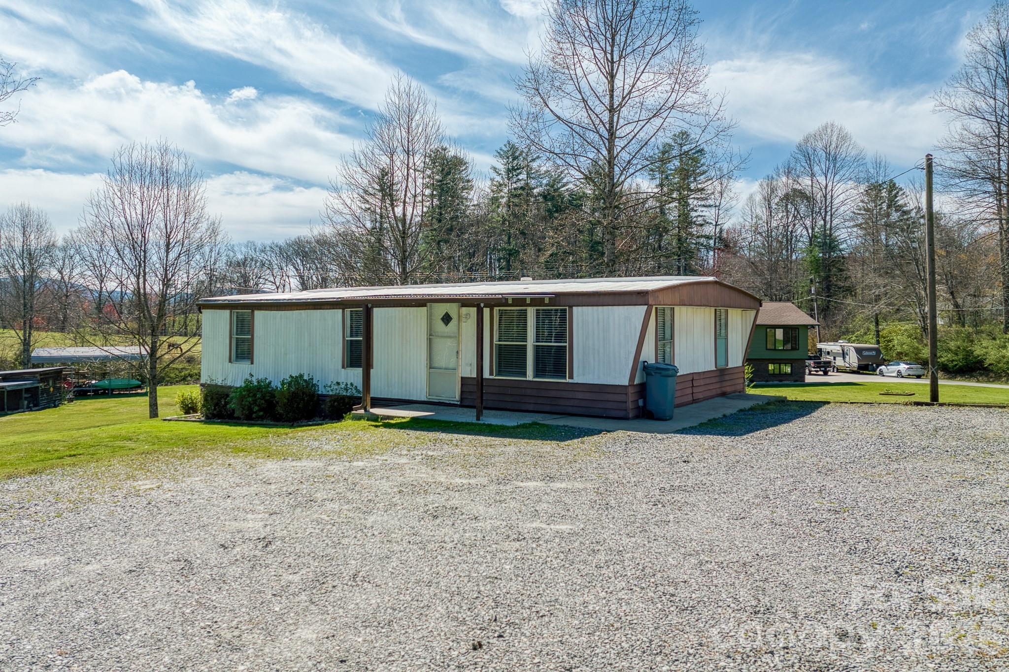 2456 Hendersonville Highway — Pisgah Forest