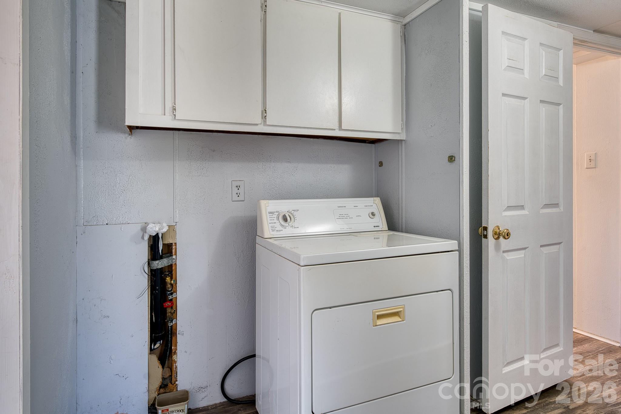 2456 Hendersonville Highway — Pisgah Forest
