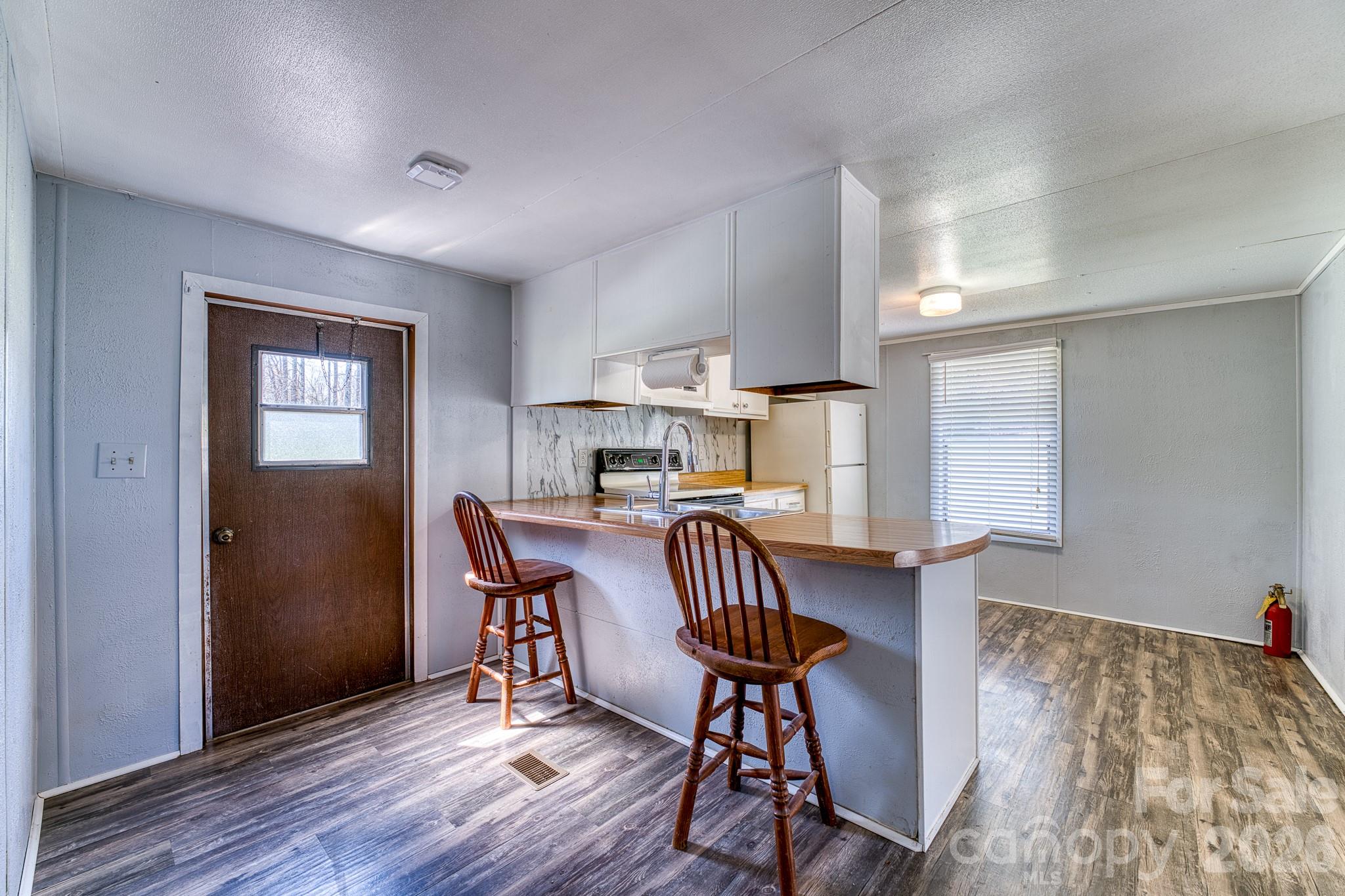 2456 Hendersonville Highway — Pisgah Forest