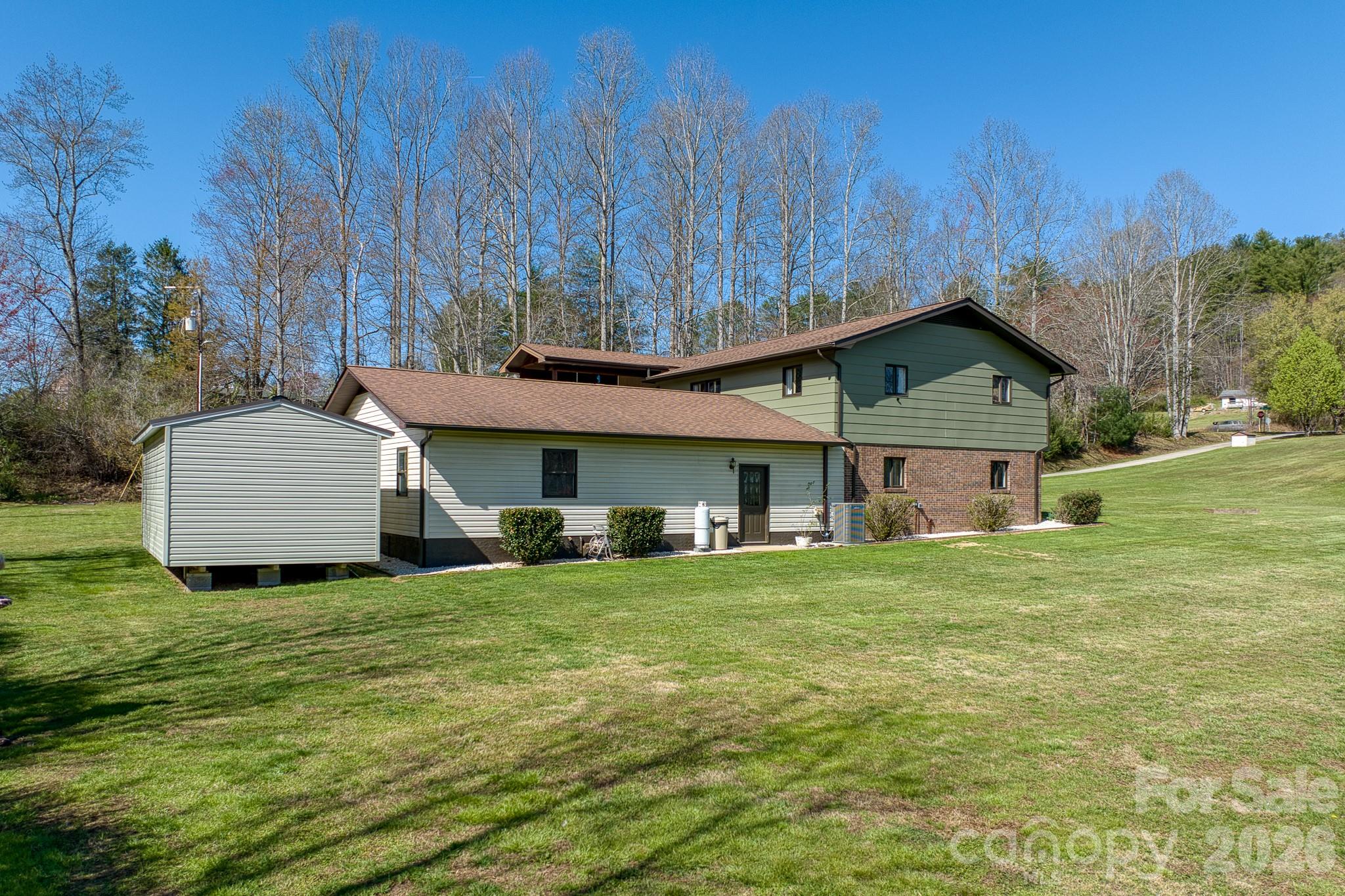 2456 Hendersonville Highway — Pisgah Forest