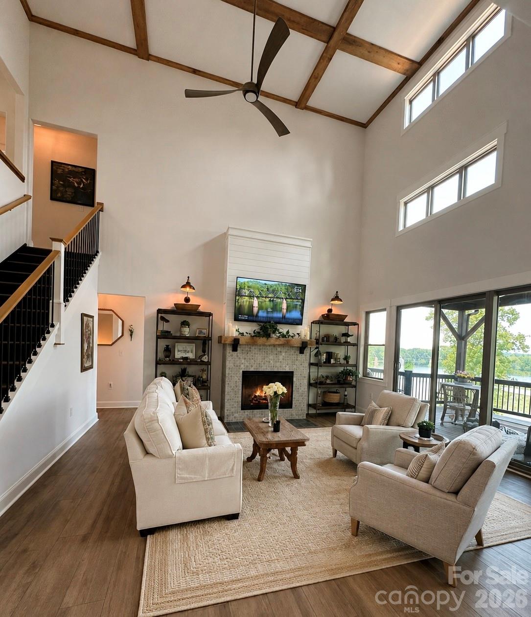 5888 Wood Duck Way — Catawba