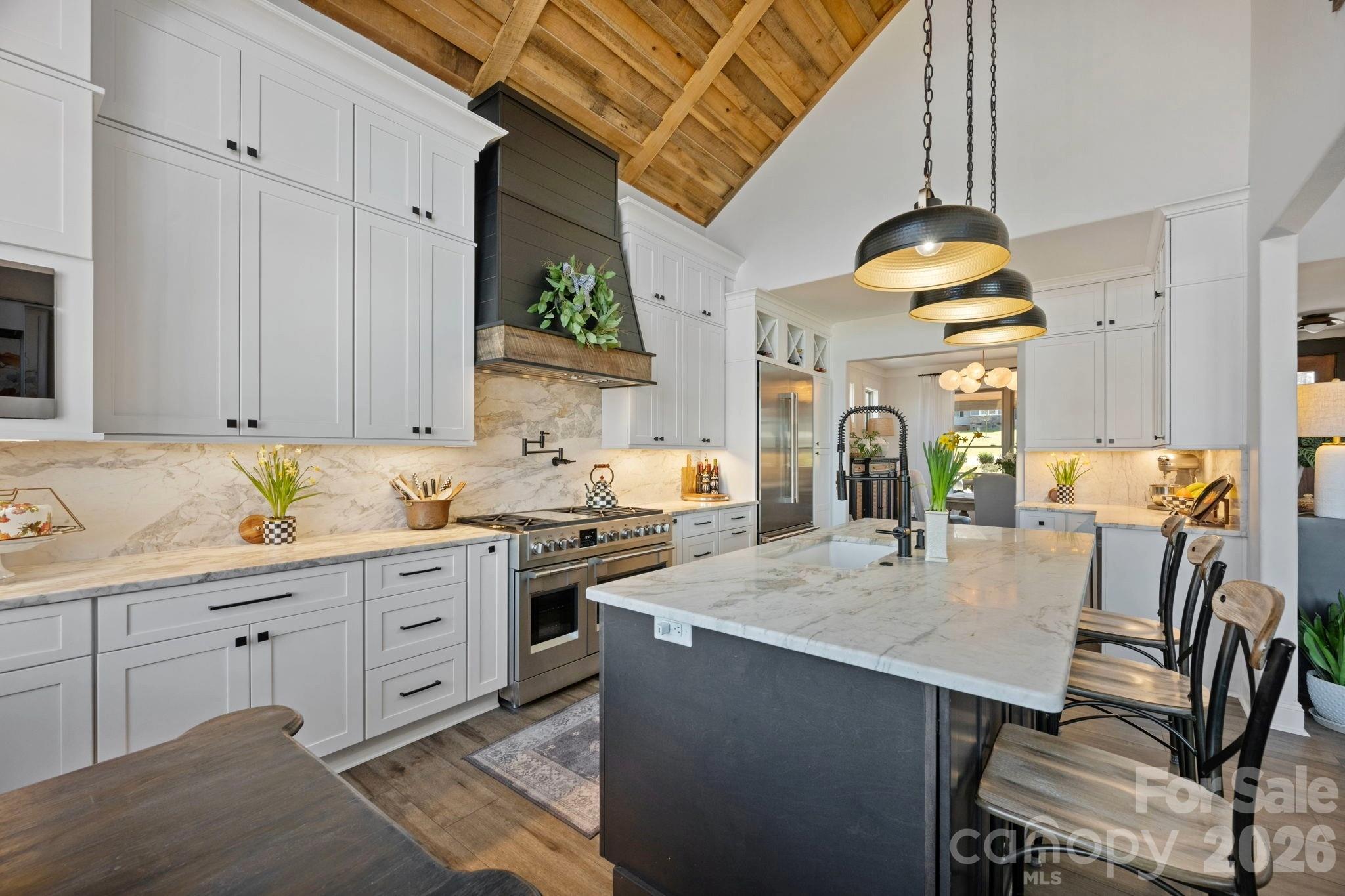 5888 Wood Duck Way — Catawba