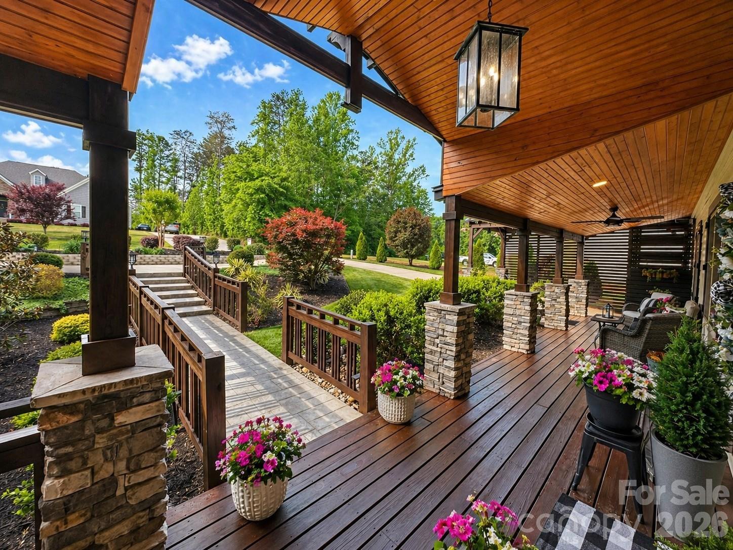 5888 Wood Duck Way — Catawba