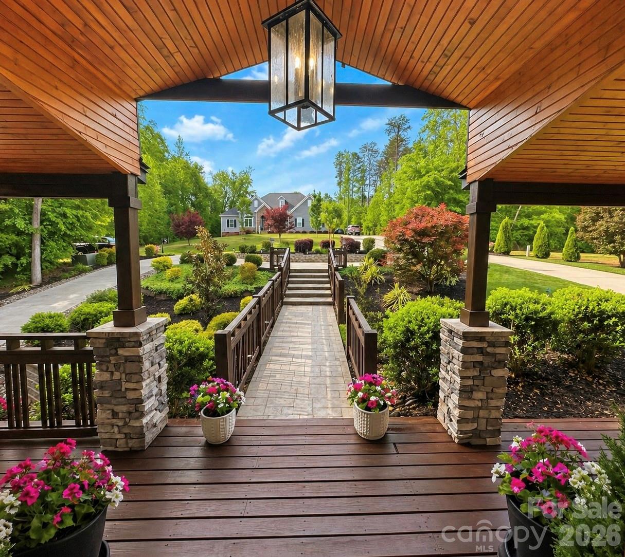 5888 Wood Duck Way — Catawba