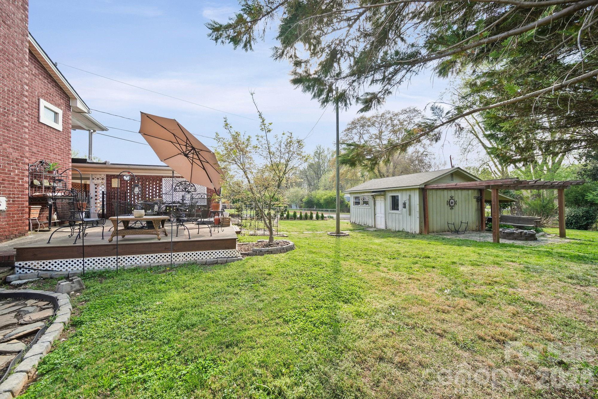 175 Buffalo Shoals Road — Lincolnton