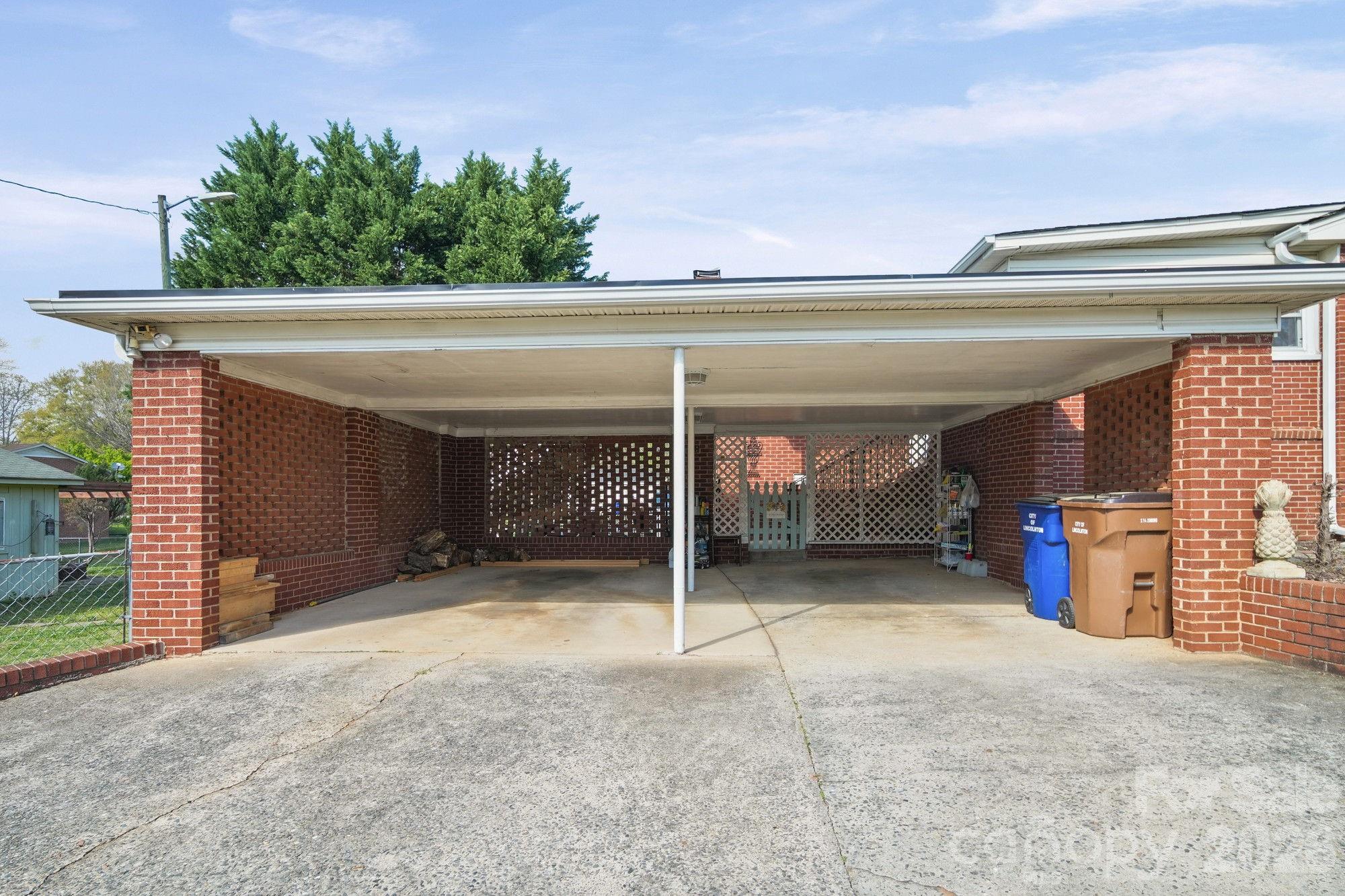 175 Buffalo Shoals Road — Lincolnton