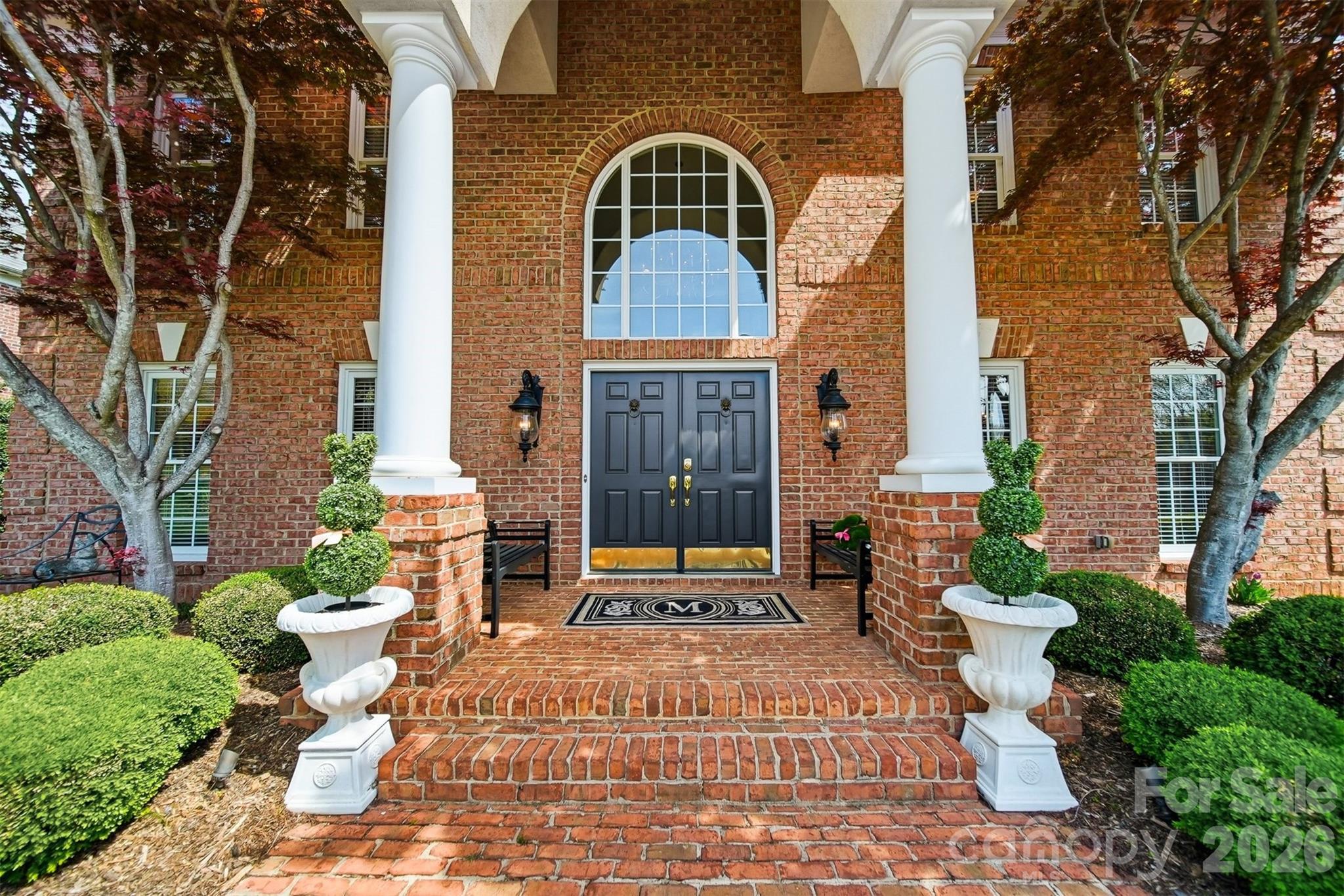 3704 8th Street Place NW — Hickory
