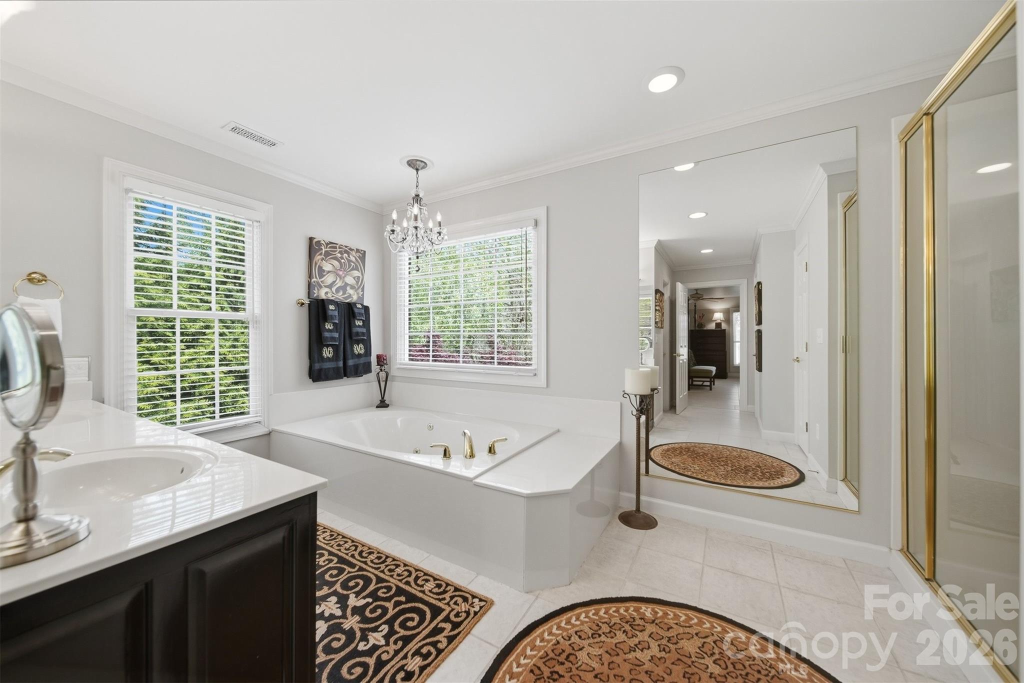 3704 8th Street Place NW — Hickory