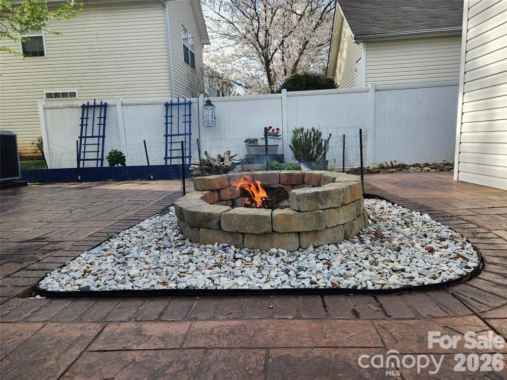 15404 Crossing Gate Drive — Cornelius