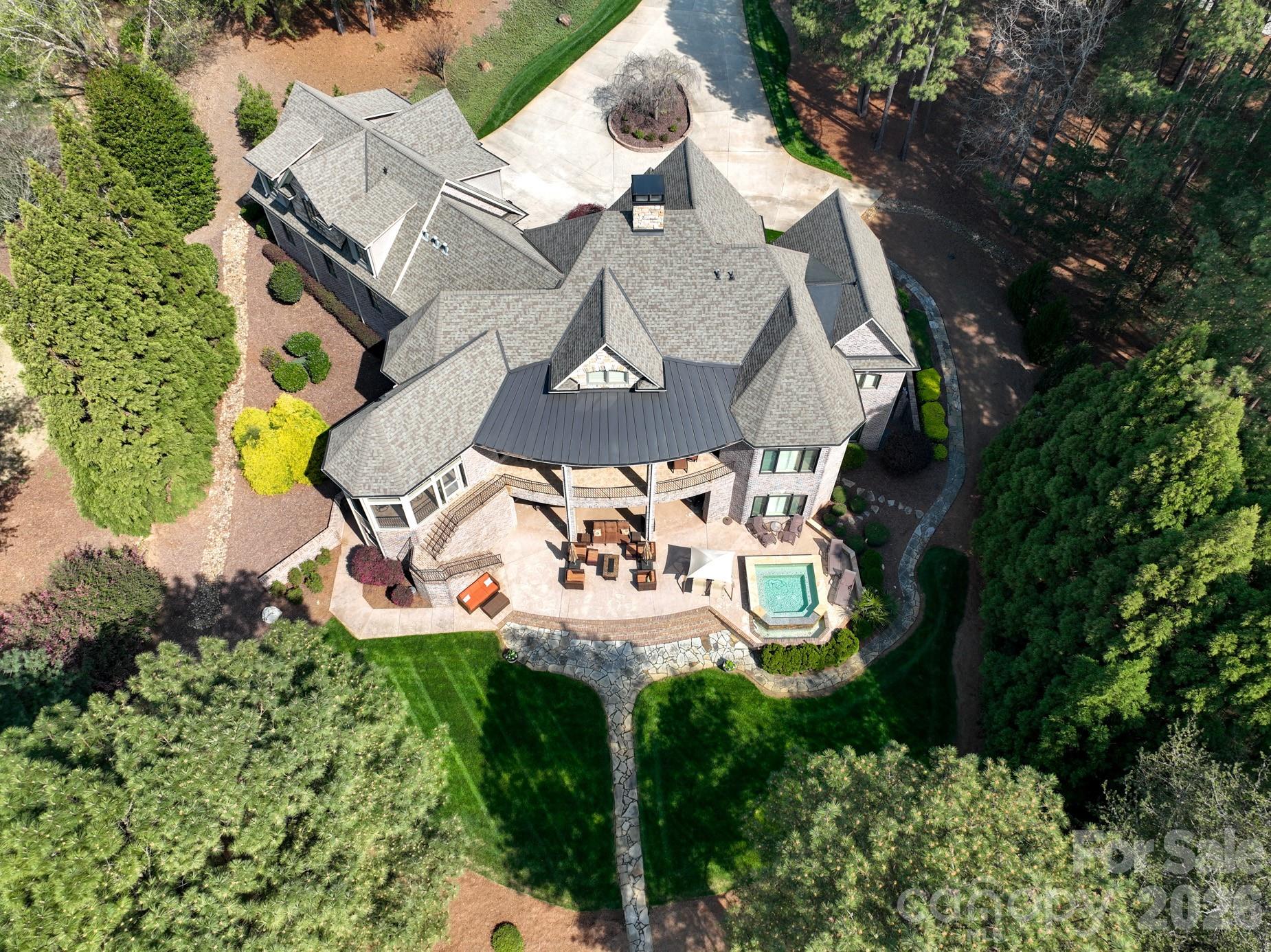 144 Moss Bank Court — New London