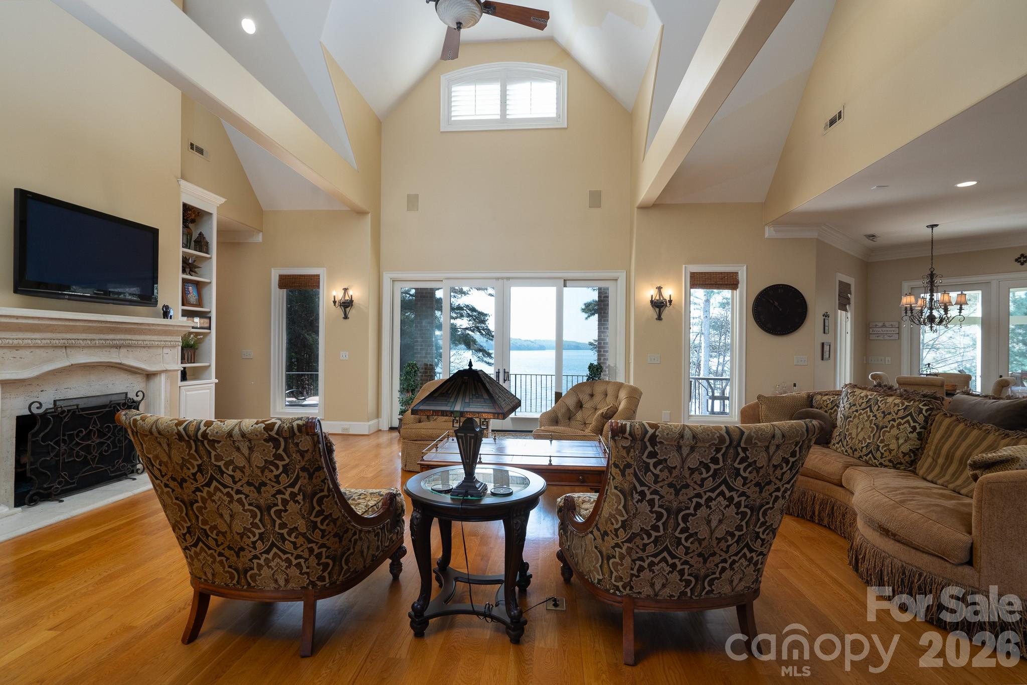 144 Moss Bank Court — New London