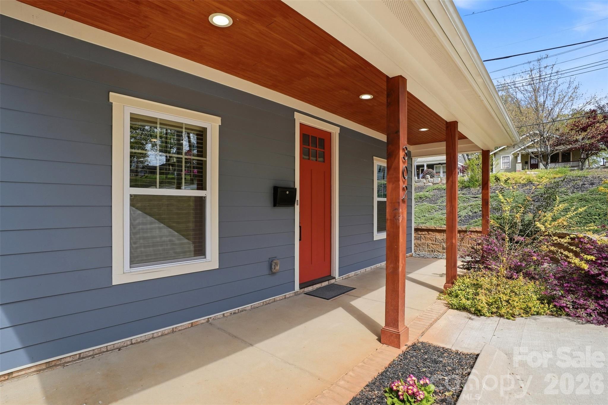 302 Lima Avenue — Charlotte