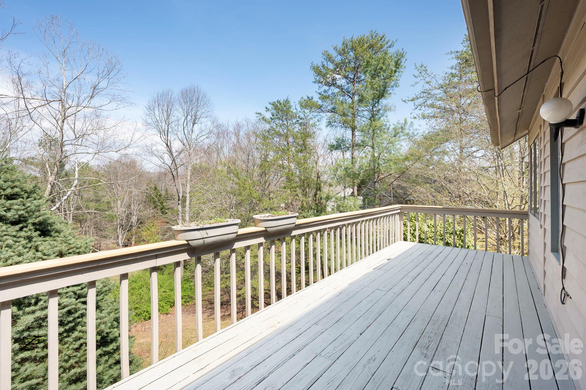 4 Zachary Ridge Road — Asheville