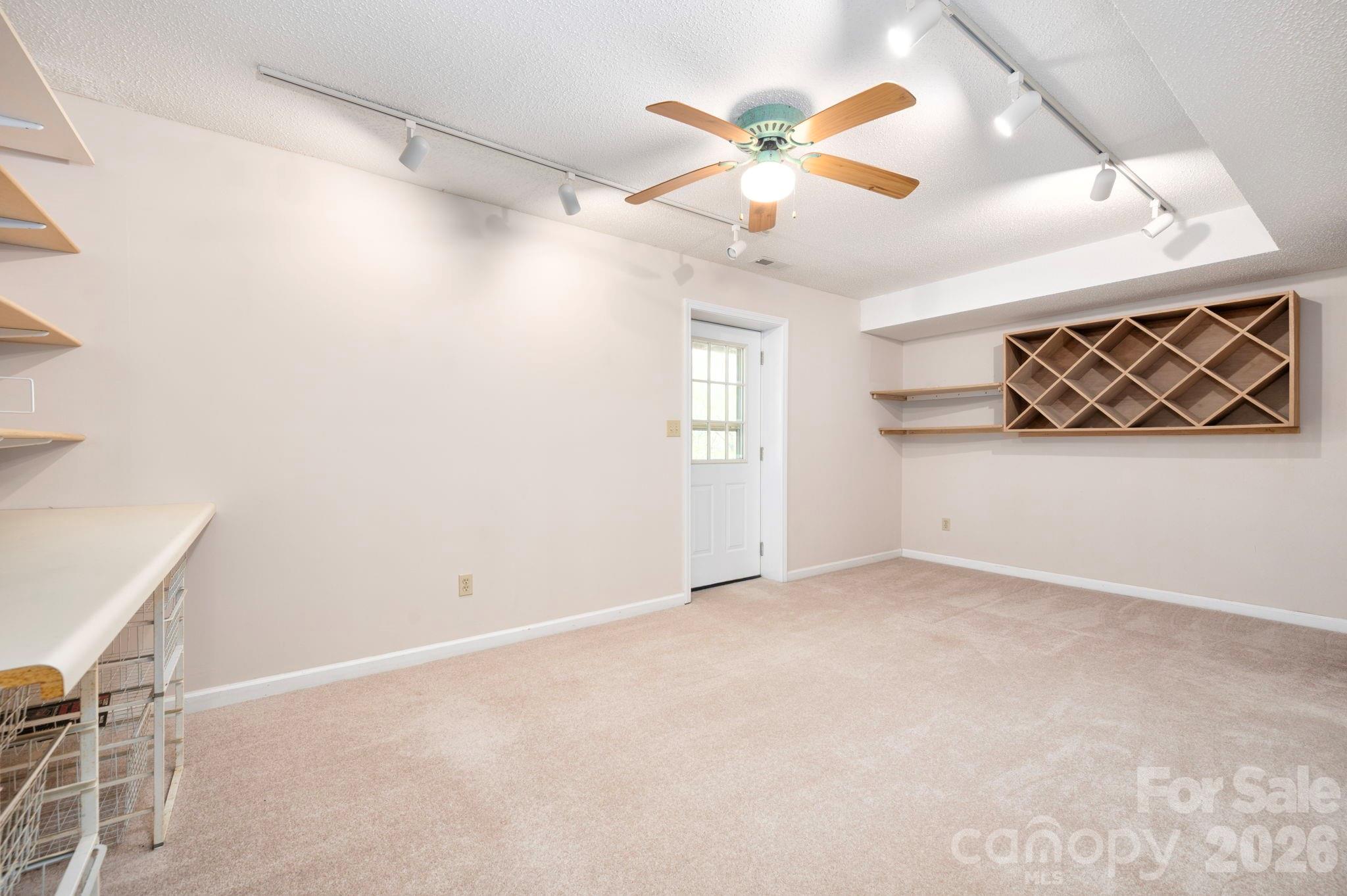 4 Zachary Ridge Road — Asheville