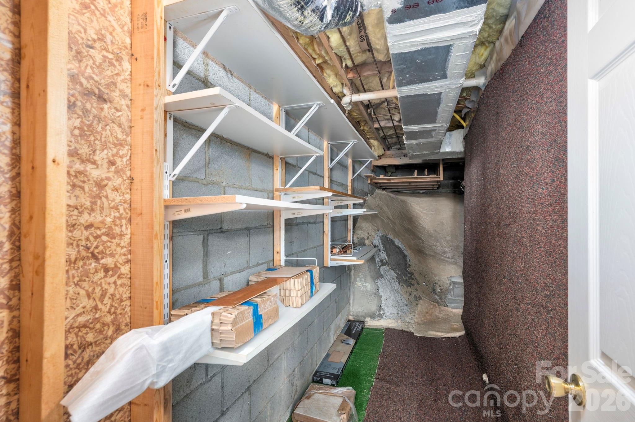 4 Zachary Ridge Road — Asheville