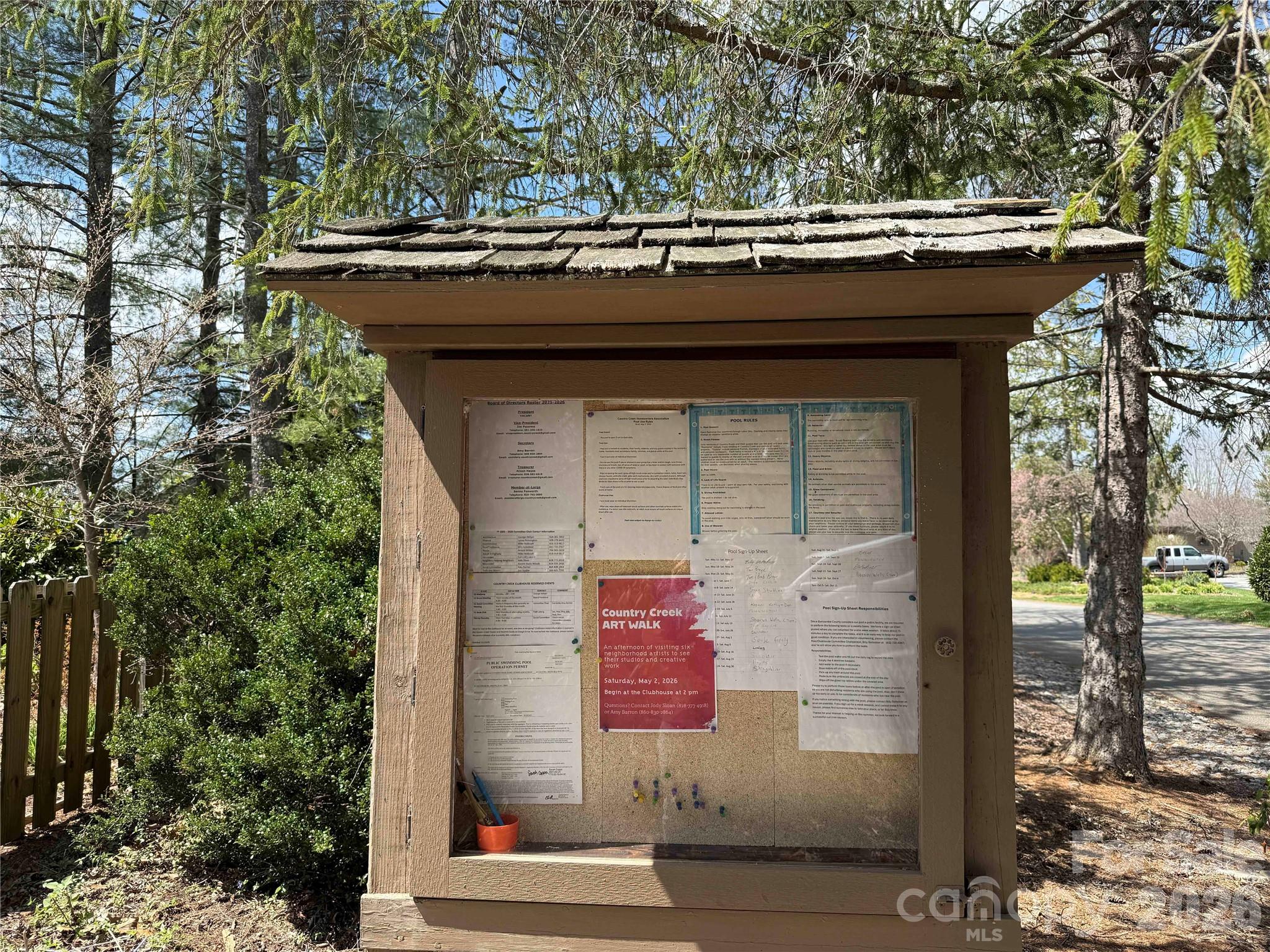 4 Zachary Ridge Road — Asheville