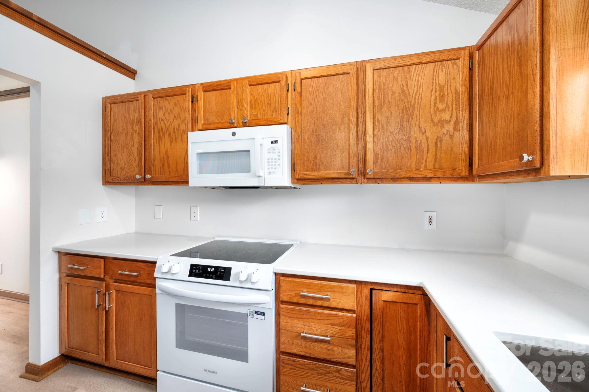 4 Zachary Ridge Road — Asheville