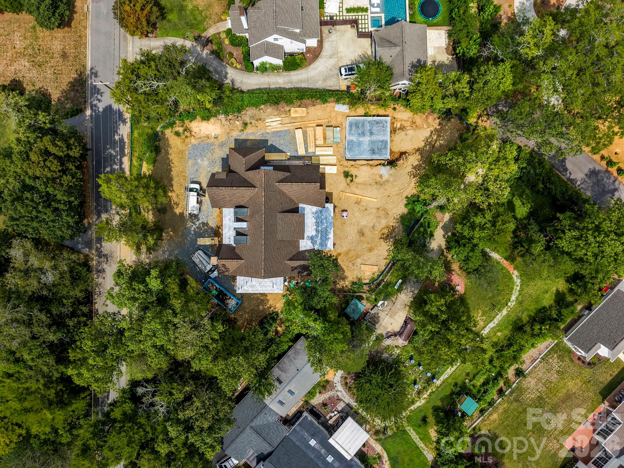 541 Greenway Street — Davidson