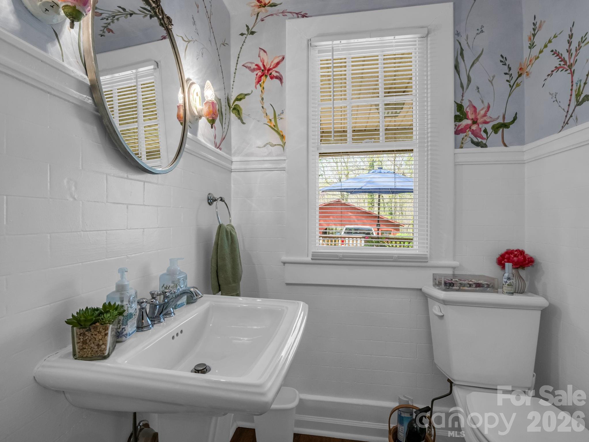 527 N Main Street — Rutherfordton