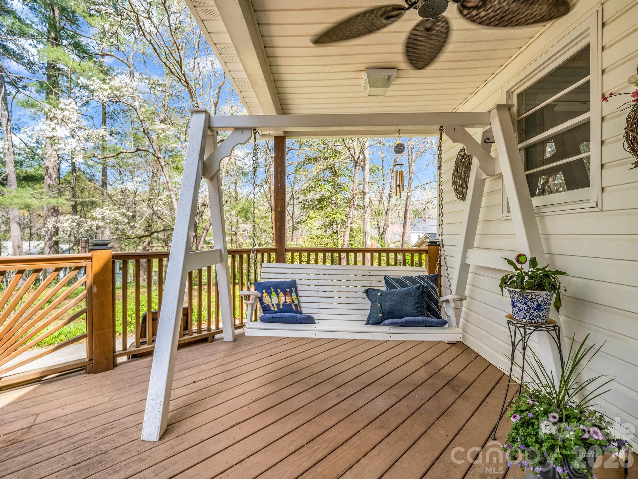 527 N Main Street — Rutherfordton