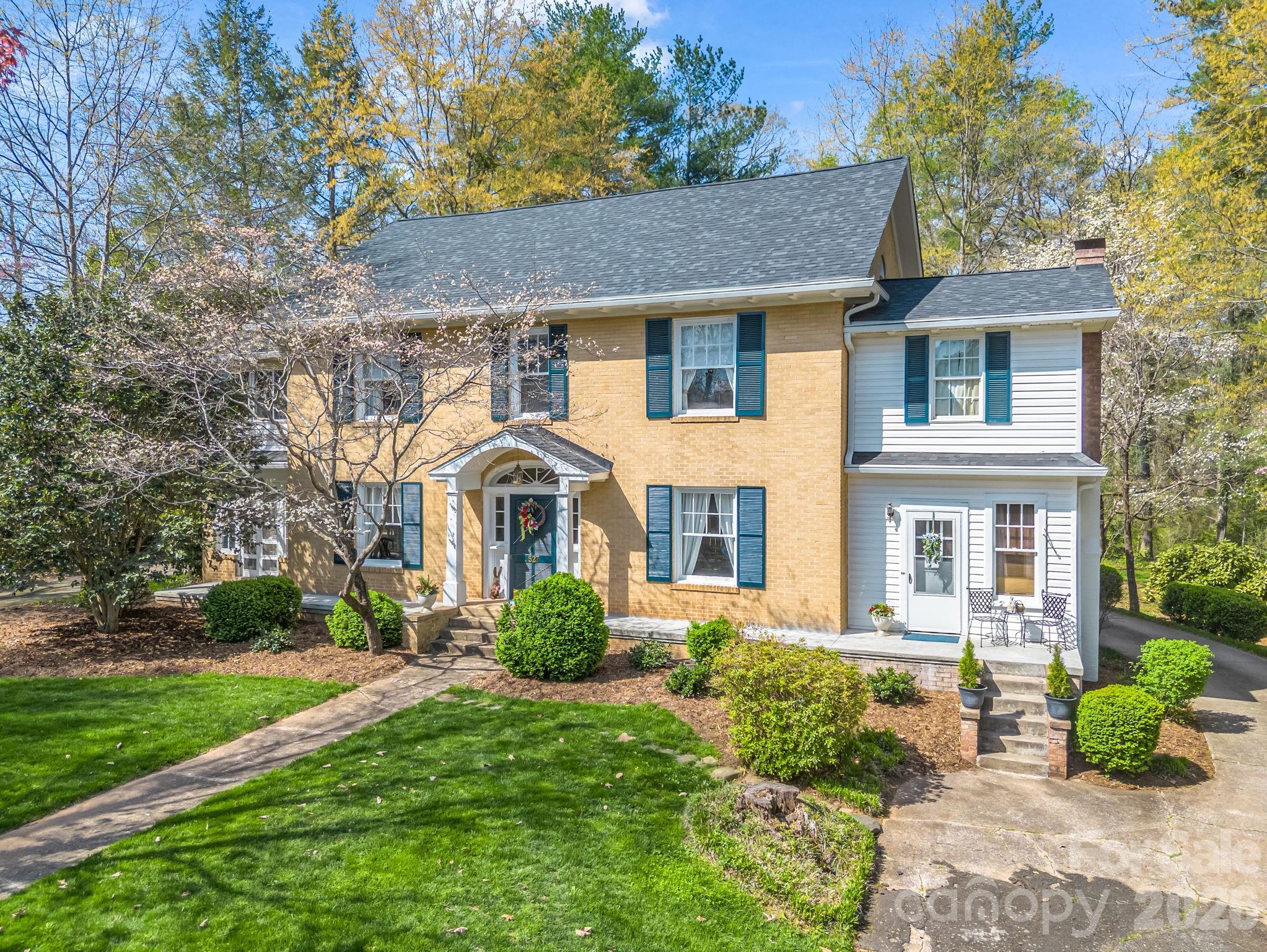 527 N Main Street — Rutherfordton