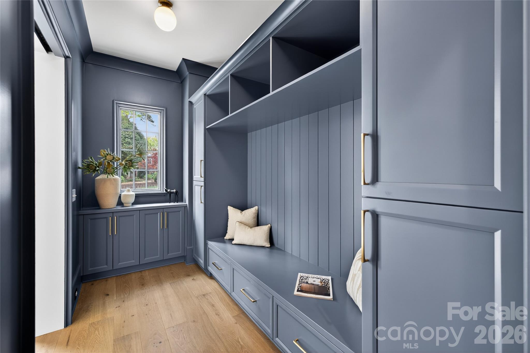 914 Edinburgh Lane — Charlotte