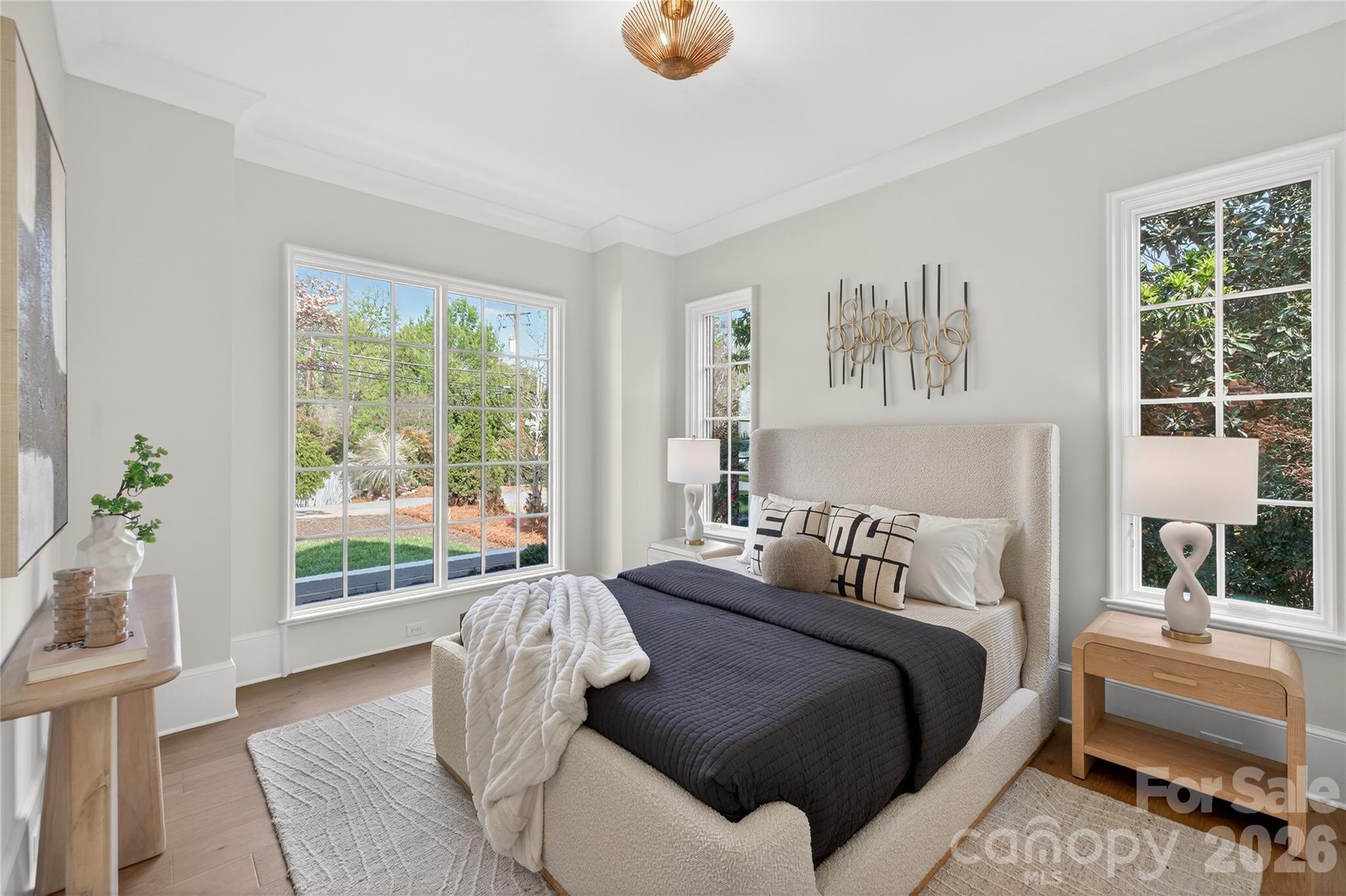914 Edinburgh Lane — Charlotte