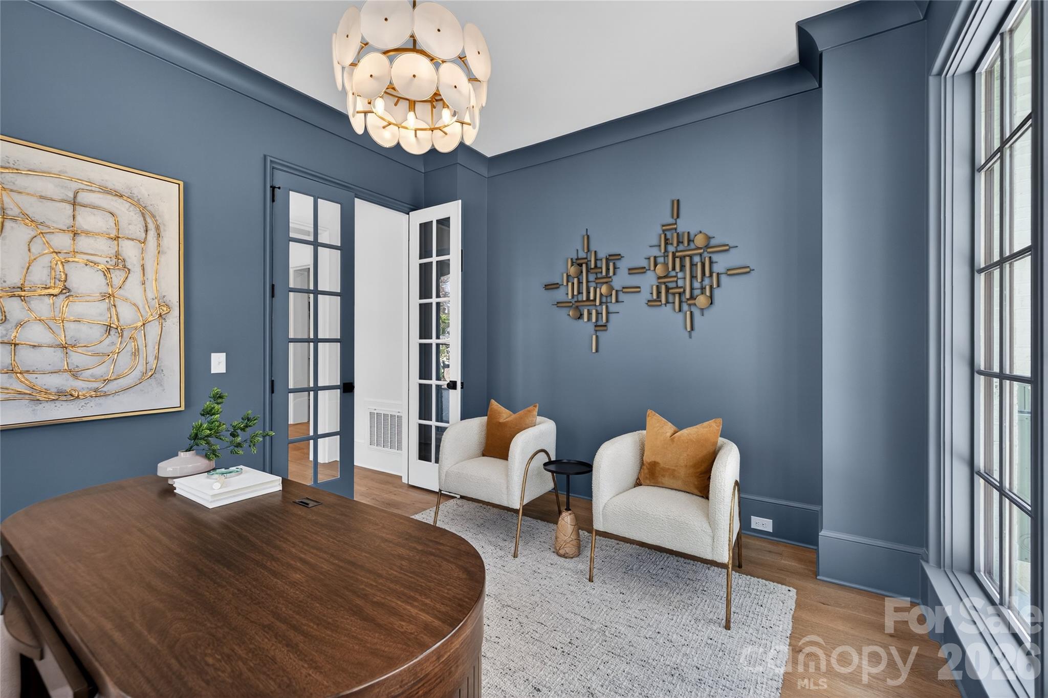 914 Edinburgh Lane — Charlotte