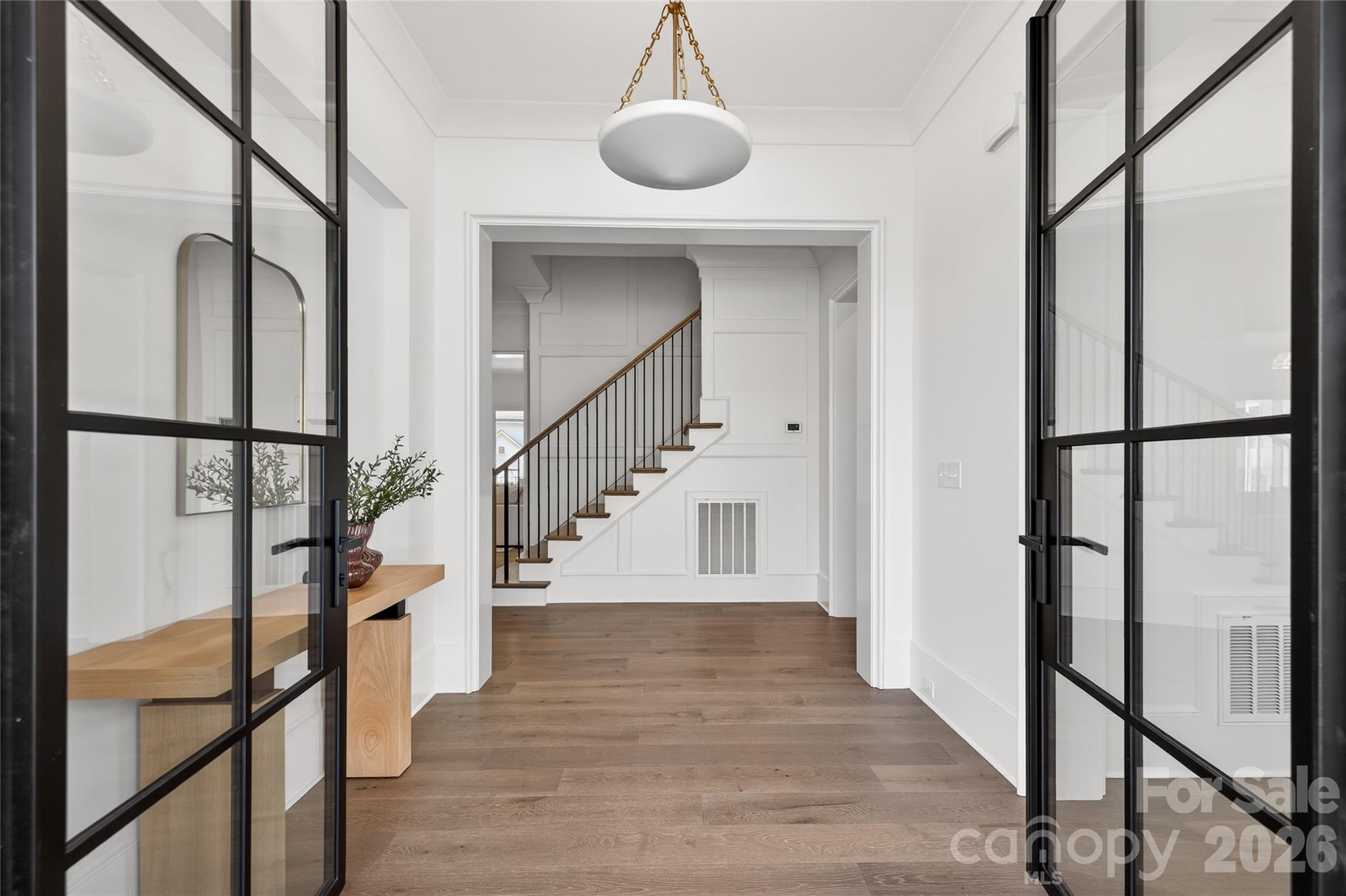 914 Edinburgh Lane — Charlotte