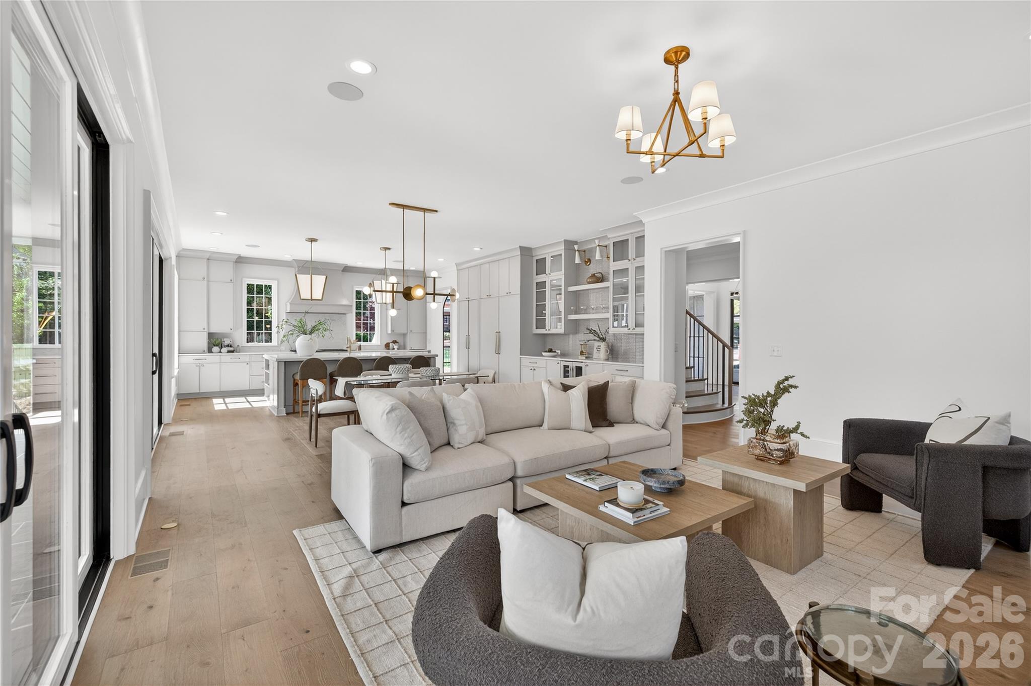 914 Edinburgh Lane — Charlotte