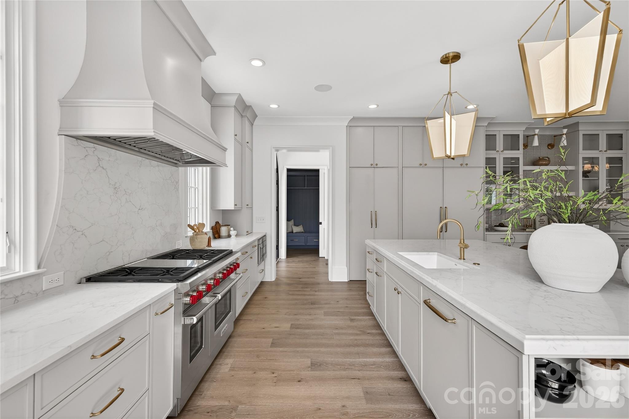 914 Edinburgh Lane — Charlotte
