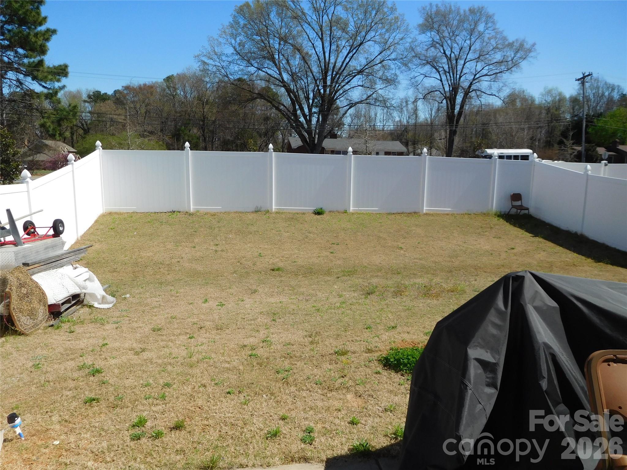 8112 Clairwood Drive — Charlotte