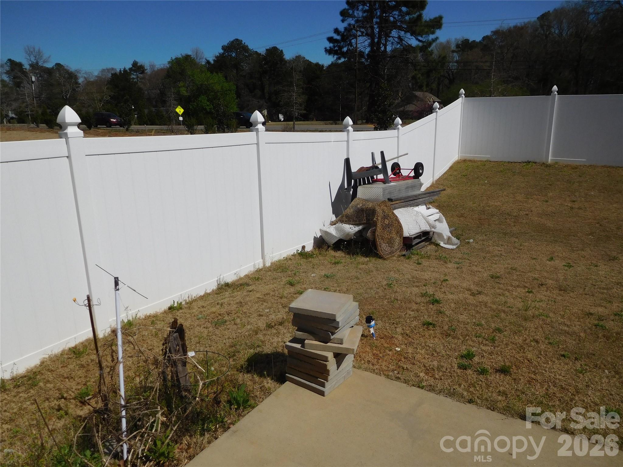 8112 Clairwood Drive — Charlotte