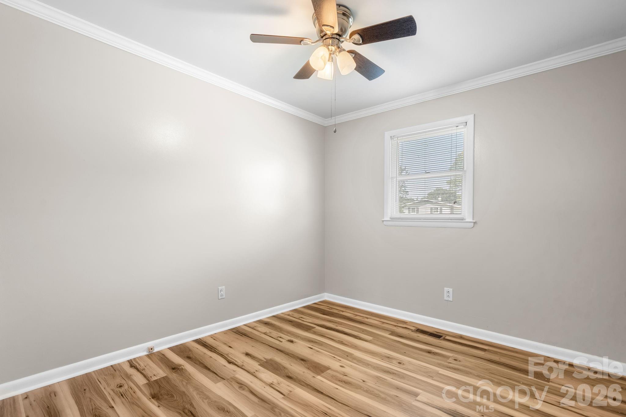5208 W Piedmont Circle — Conover